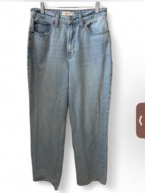 Abercrombie and Fitch The Loose High Rise Size 6 Curve Love